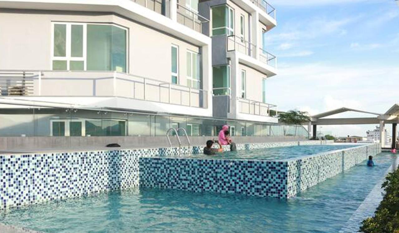 Apartment H2h - Octagon At Town Center